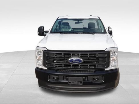New 2026 Ford F250 XL image 8