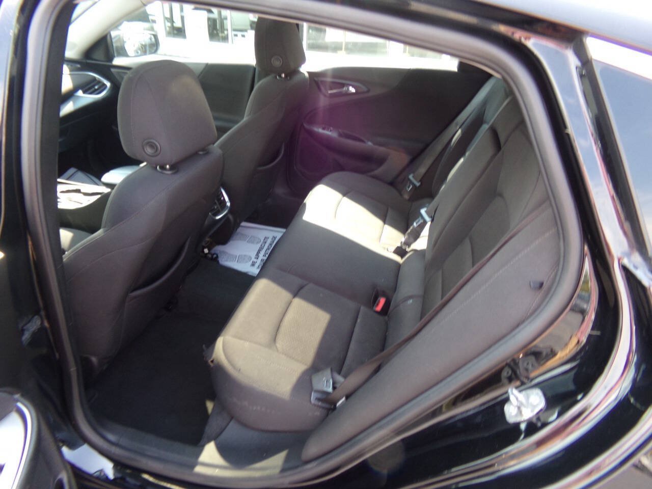 Used 2021 Chevrolet Malibu LT w/ Midnight Edition FWD image 13