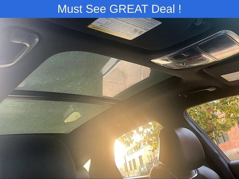 Used 2025 Genesis GV70 3.5T Sport image 21