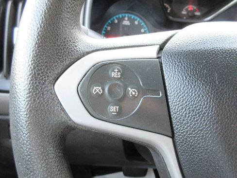 Used 2018 Chevrolet Colorado W/T w/ WT Convenience Package RWD image 29