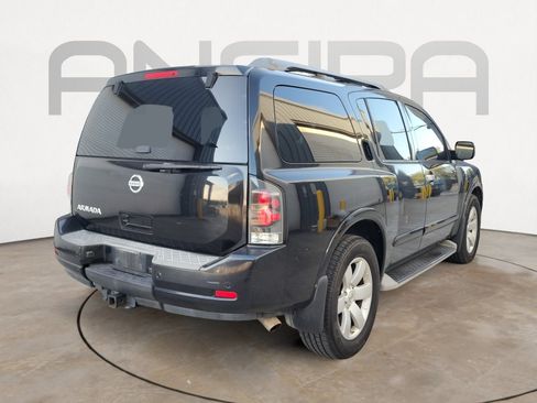 Used 2011 Nissan Armada SV AWD/4WD image 5