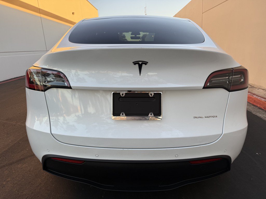 Used 2022 Tesla Model Y Long Range AWD/4WD image 9