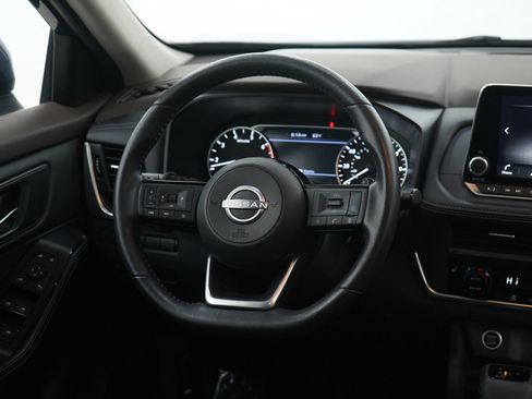 Used 2023 Nissan Rogue SV w/ SV Premium B Package image 14
