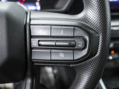 Used 2023 Chevrolet Colorado Trail Boss image 27