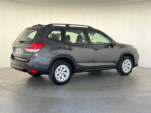 Used 2021 Subaru Forester w/ Popular Package #1 AWD/4WD image 3