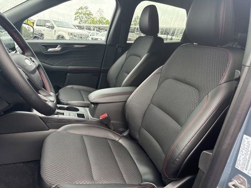 Used 2026 Ford Escape ST-Line w/ Tech Pack #1 FWD image 10