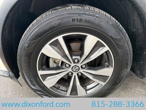 Used 2019 Nissan Murano S image 26