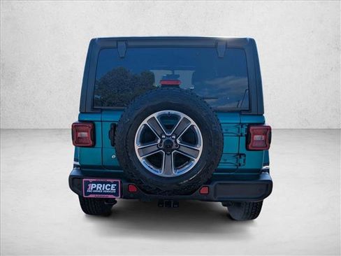 Used 2020 Jeep Wrangler Unlimited Sahara AWD/4WD image 7