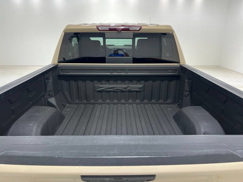 Used 2023 Chevrolet Silverado 1500 ZR2 AWD/4WD image 27
