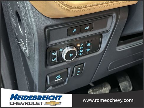 Used 2022 Ford Expedition Max Platinum image 25