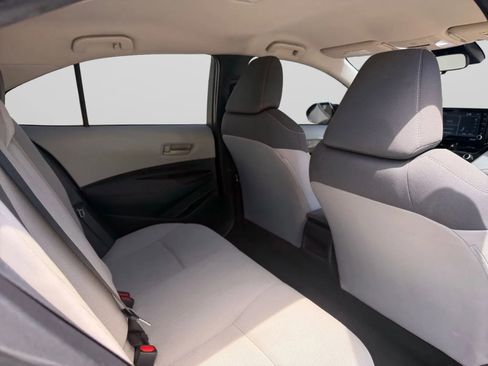 Used 2022 Toyota Corolla LE w/ LE Convenience Package FWD image 32