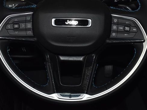 New 2025 Jeep Grand Cherokee Trailhawk w/ Advanced Protech Group II image 24