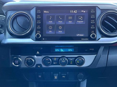 Used 2023 Toyota Tacoma SR5 image 32
