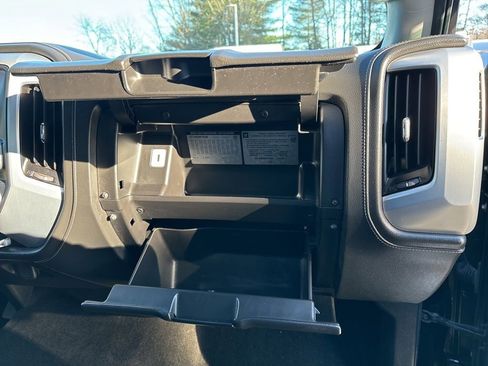Used 2017 GMC Sierra 2500 SLE image 21