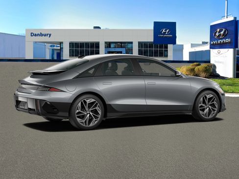 New 2024 Hyundai Ioniq 6 SEL image 15