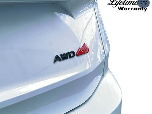 Used 2025 Nissan Rogue SV image 32