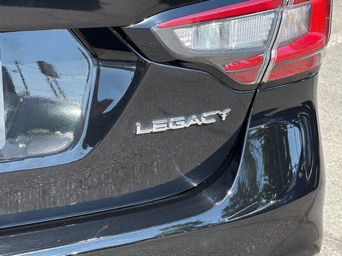 Used 2025 Subaru Legacy Premium AWD/4WD image 11
