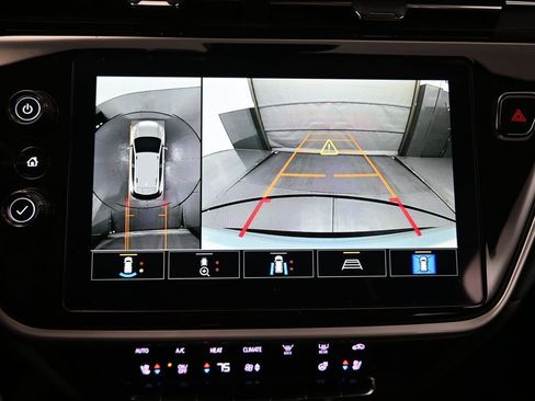 Used 2023 Chevrolet Bolt EUV Premier image 18