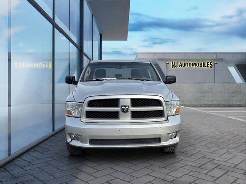 Used 2012 RAM 1500 Express image 2