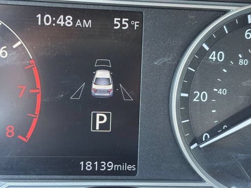 Used 2025 Nissan Versa SV FWD image 39