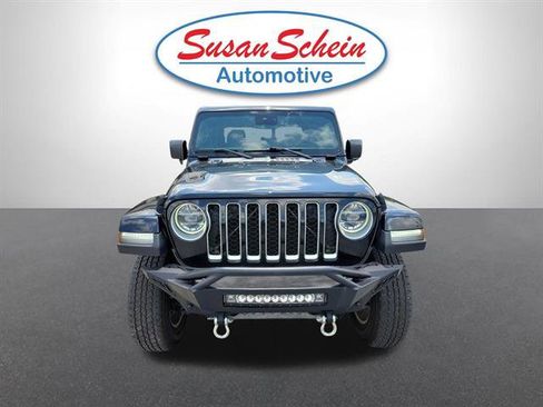 Used 2020 Jeep Gladiator Overland AWD/4WD image 20