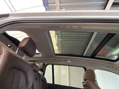 Used 2020 BMW X7 xDrive40i w/ Cold Weather Package AWD/4WD image 17