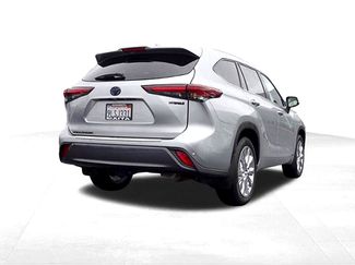 Used 2024 Toyota Highlander Limited AWD/4WD video 3