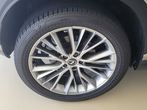 Certified 2025 Lexus NX 350 AWD w/ Premium Package image 9