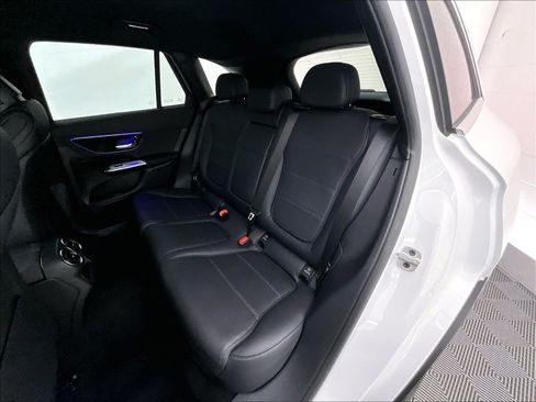 Certified 2023 Mercedes-Benz GLC 300 image 18