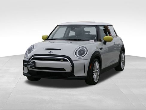Used 2023 MINI Cooper SE image 8