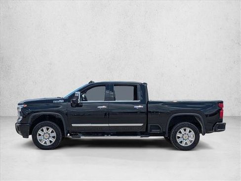 Used 2024 Chevrolet Silverado 2500 High Country AWD/4WD image 8