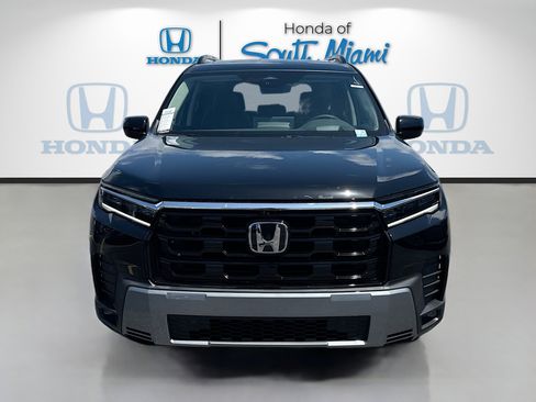 New 2026 Honda Pilot Elite image 2