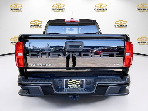 Used 2022 Chevrolet Colorado LT w/ LT Convenience Package RWD image 7
