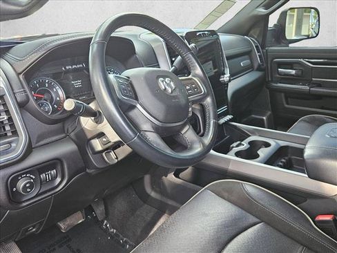 Used 2022 RAM 2500 Laramie w/ Night Edition AWD/4WD image 9