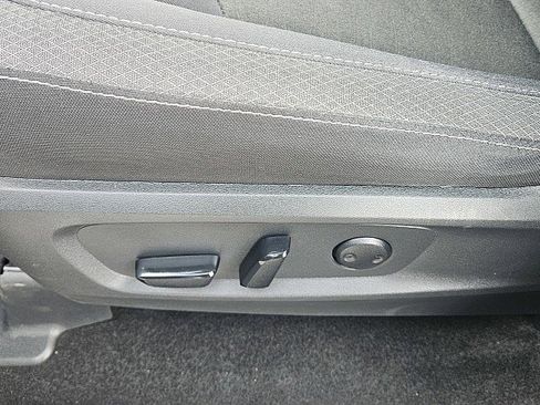 Used 2024 Nissan Pathfinder SV FWD image 20