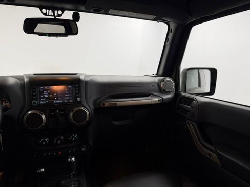 Used 2016 Jeep Wrangler Sahara AWD/4WD image 47