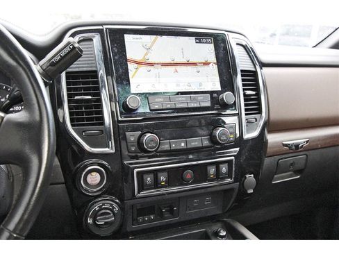 Used 2023 Nissan Titan Platinum Reserve w/ Moonroof Package image 15