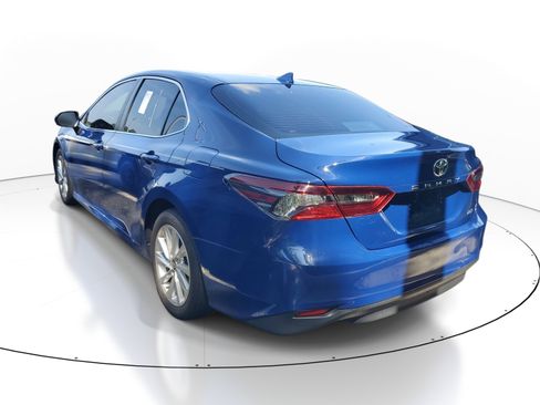 Used 2024 Toyota Camry LE FWD image 8