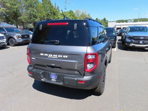 New 2025 Ford Bronco Sport Outer Banks image 4