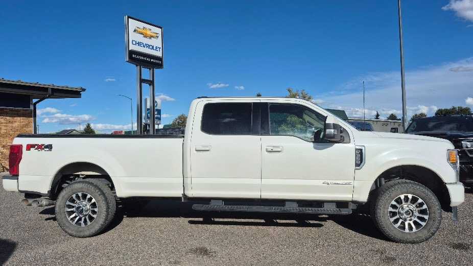 Used 2022 Ford F350 Lariat w/ Lariat Ultimate Package AWD/4WD image 2