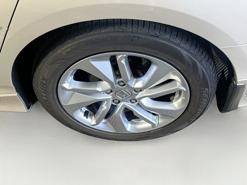 Used 2020 Honda Accord LX image 11