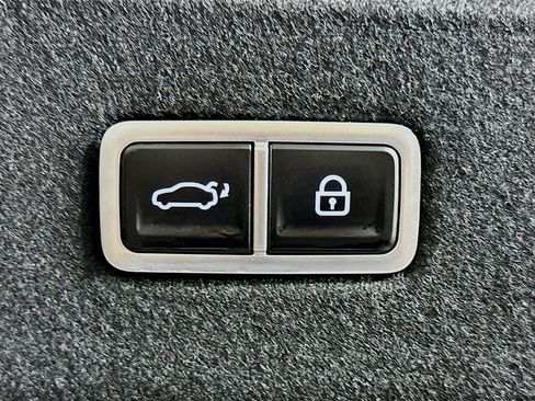 Used 2024 Hyundai Ioniq 6 SE AWD/4WD image 30
