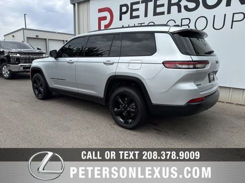 Used 2024 Jeep Grand Cherokee L Laredo AWD/4WD image 6