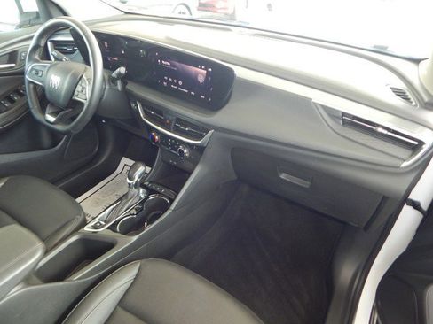 Used 2024 Buick Encore GX Sport Touring image 19