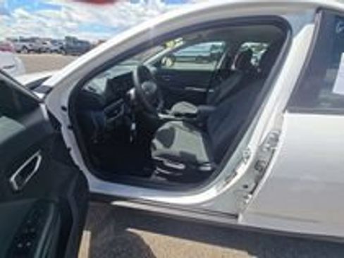 Used 2025 Kia K4 FWD image 17