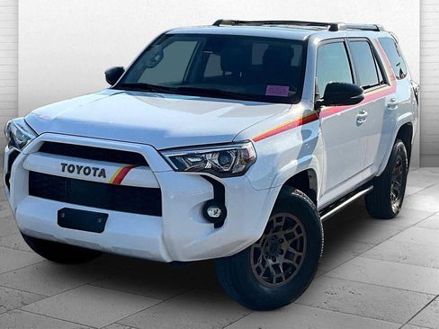 Used 2023 Toyota 4Runner 40th Anniversary SE AWD/4WD image 10
