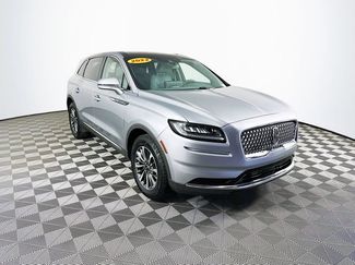 Used 2022 Lincoln Nautilus Reserve AWD/4WD video 3