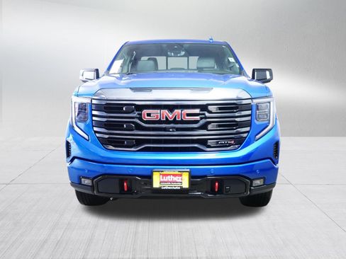 Used 2023 GMC Sierra 1500 AT4 w/ AT4 Premium Package AWD/4WD image 2