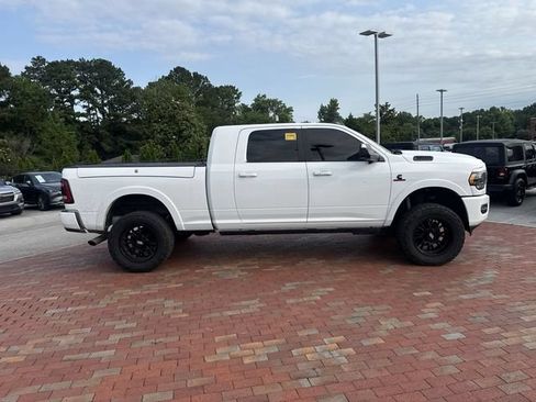 Used 2022 RAM 2500 Limited AWD/4WD image 16