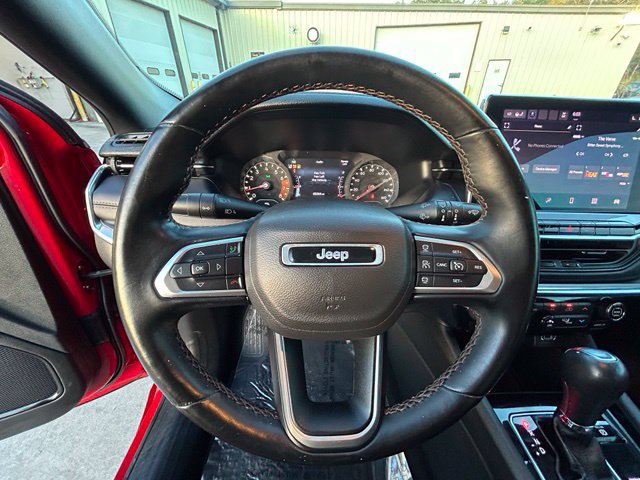 Used 2022 Jeep Compass Limited AWD/4WD image 25